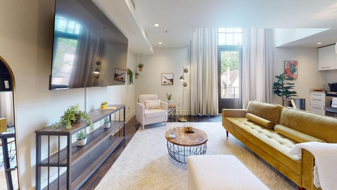Photo of Livingroom in Montgomery