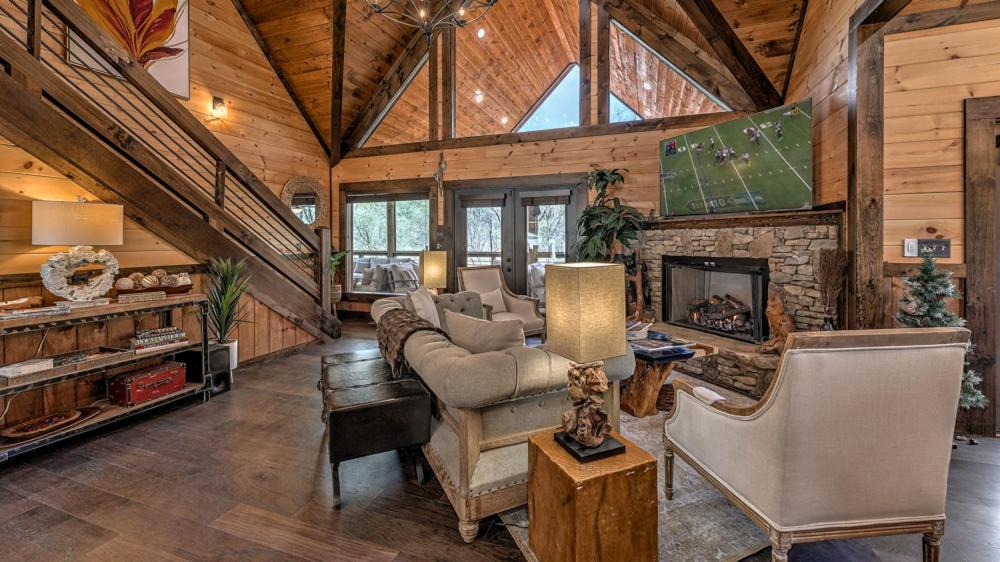 Photo of Others in Blue Ridge