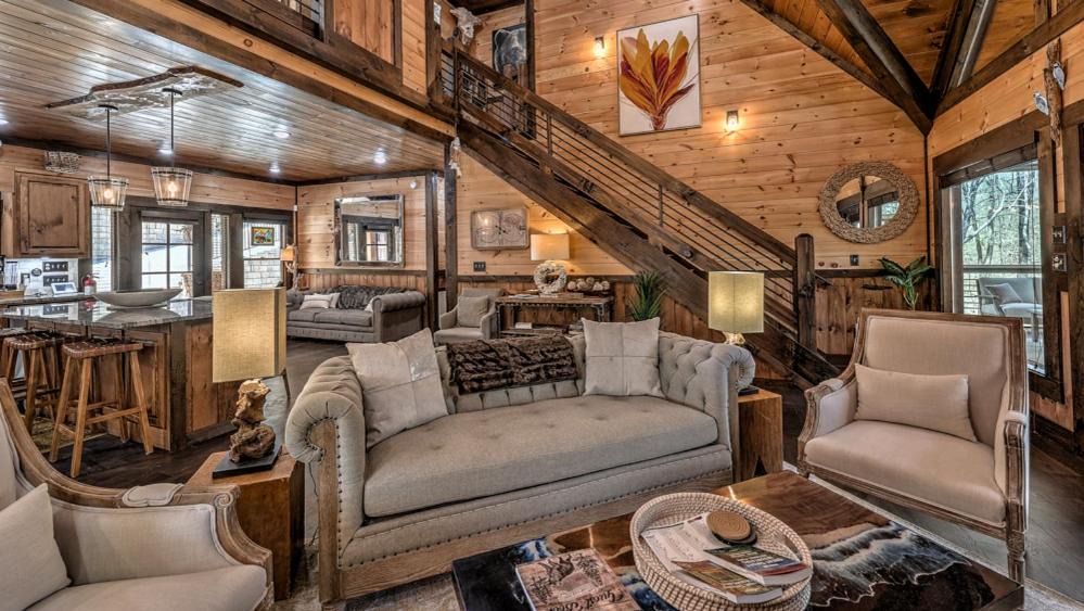 Photo of Others in Blue Ridge