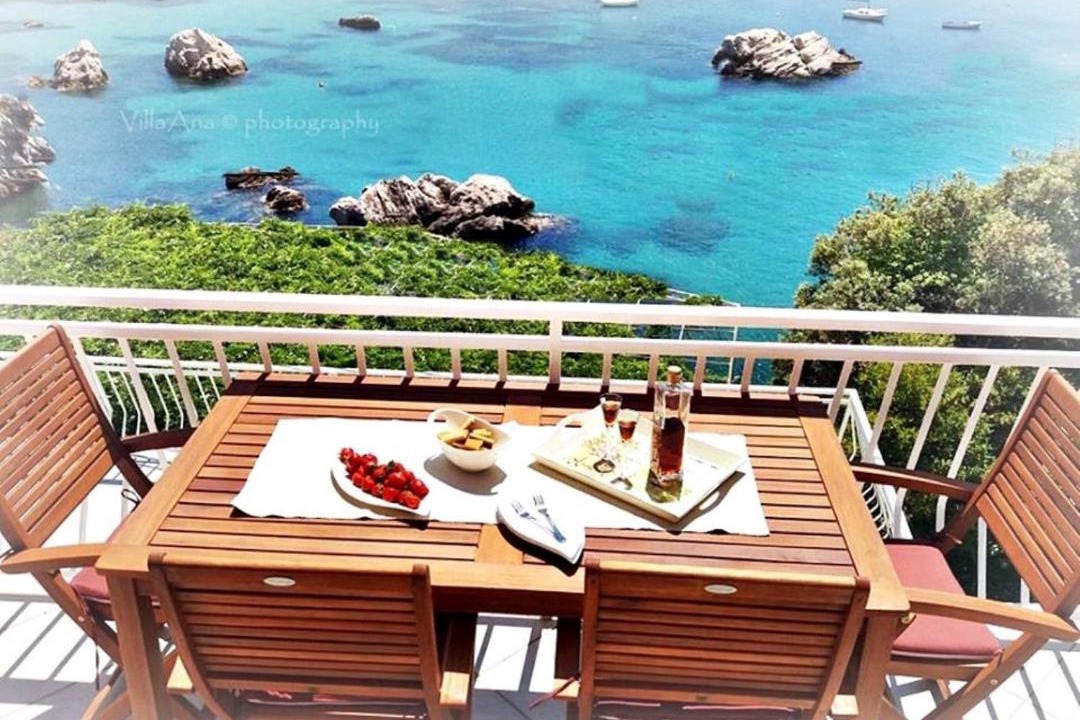 Photo of Patio Balcony in Molunat