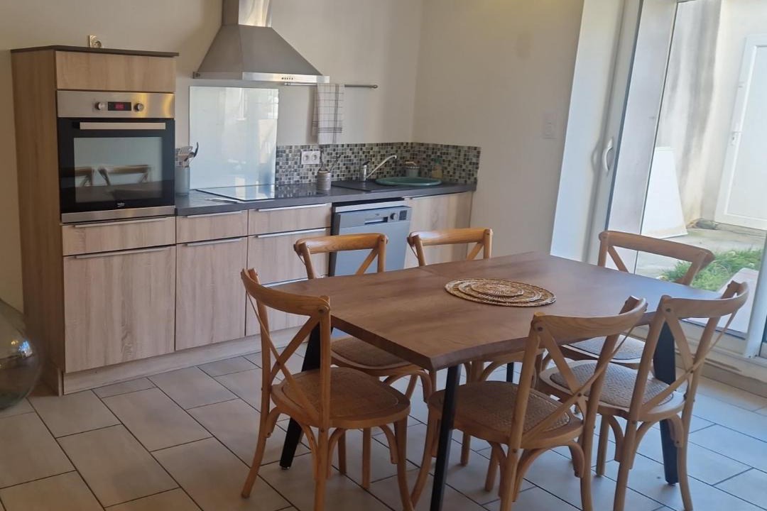 Photo of Kitchen in Saint-Martin-de-Villereglan