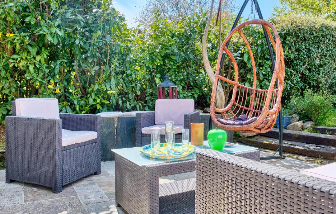 Photo of Others in Bosset