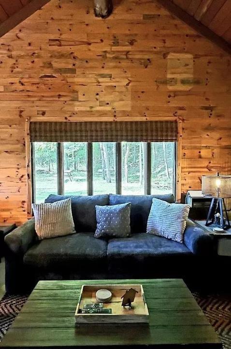 Photo of Livingroom in Carbon Hill
