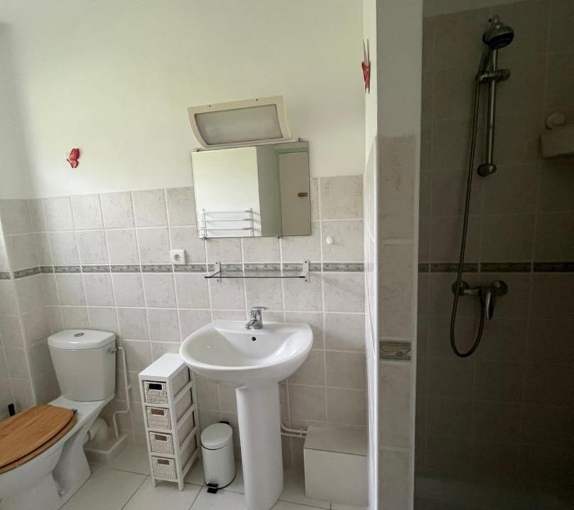 Photo of Bathroom in La Salle-en-Beaumont