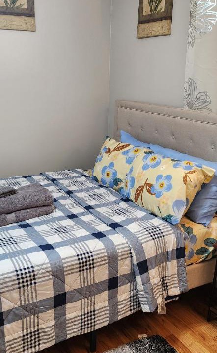 Photo of Bedroom in Lower Vailsburg