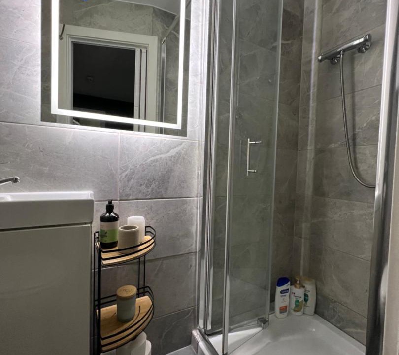 Photo of Bathroom in Roehampton