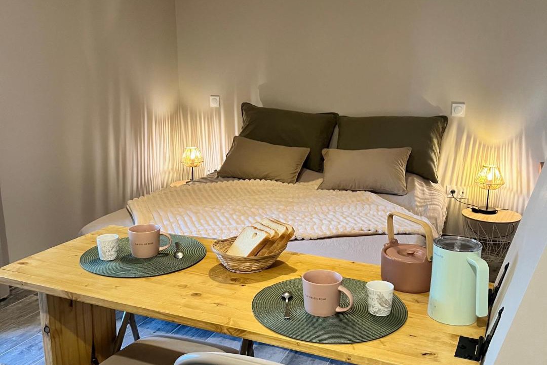 Photo of Others in Espeluche