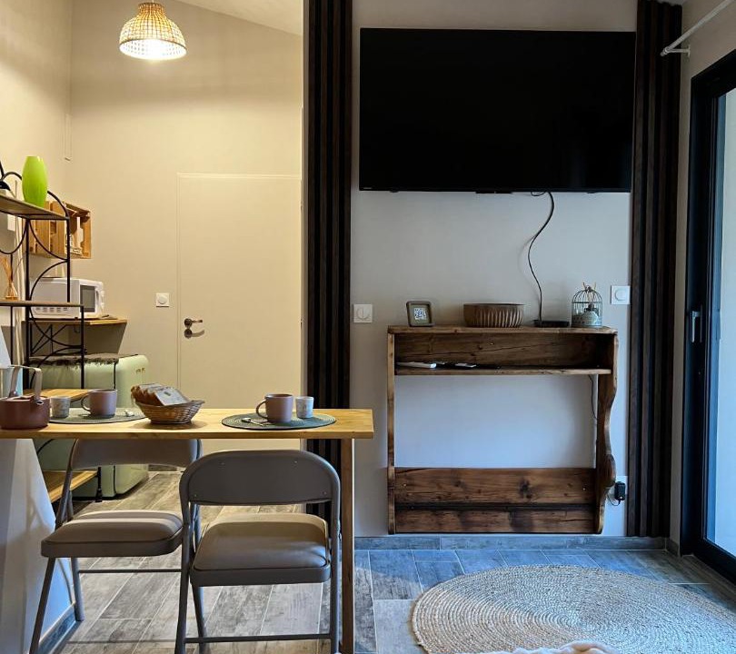 Photo of Others in Espeluche