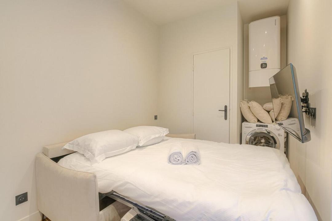 Photo of Others in Ecully