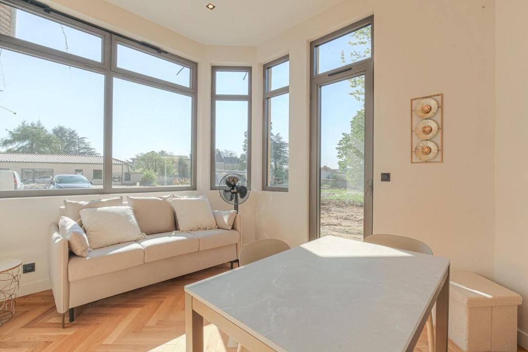 Photo of Others in Ecully