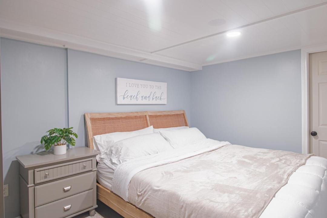 Photo of Bedroom in Centerville