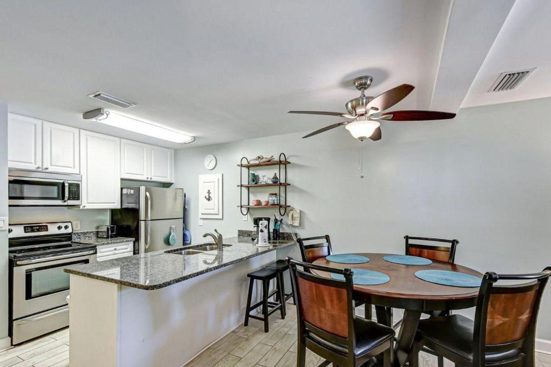 Photo of Kitchen in Jekyll Island