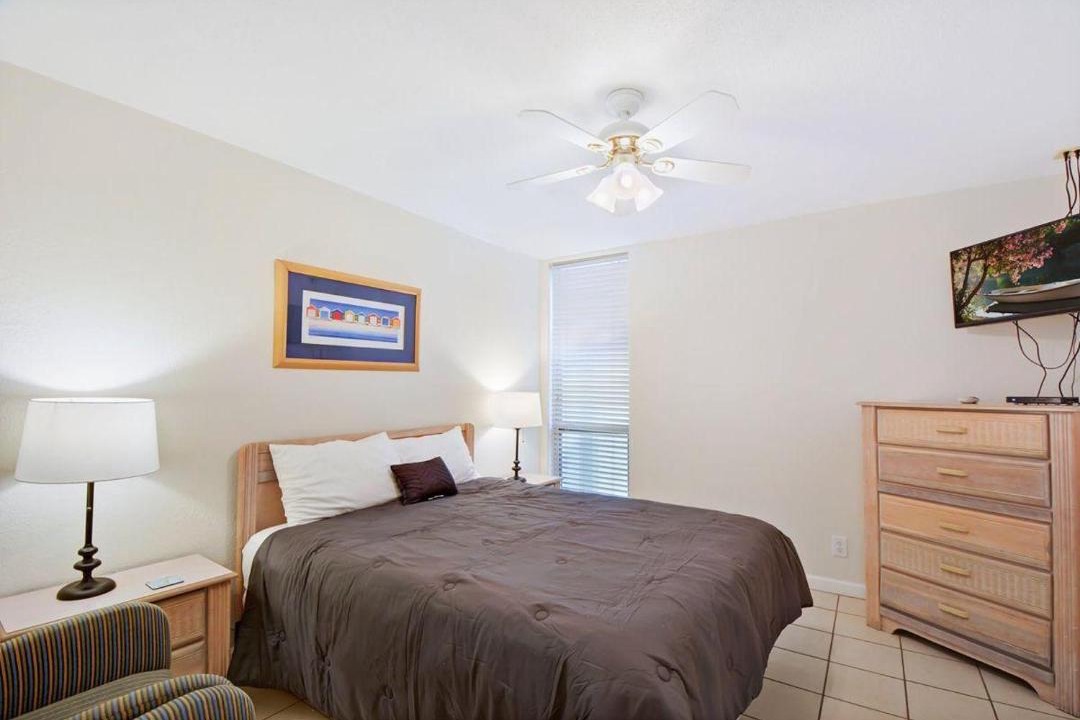 Photo of Bedroom in Jekyll Island
