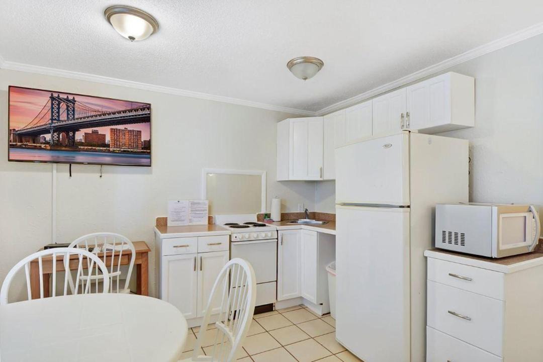 Photo of Kitchen in Jekyll Island