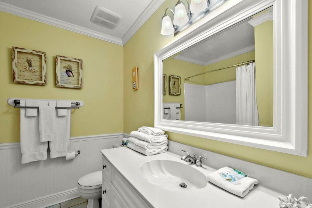 Photo of Bathroom in Jekyll Island