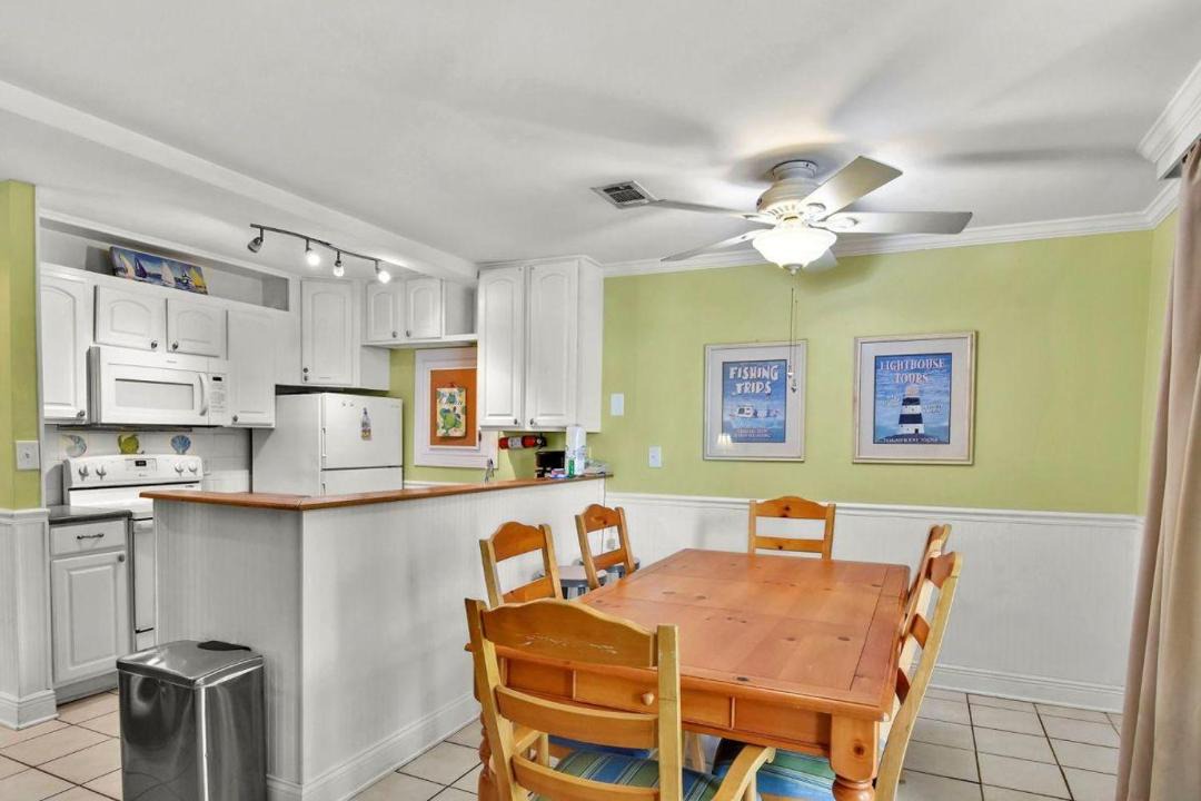 Photo of Kitchen in Jekyll Island