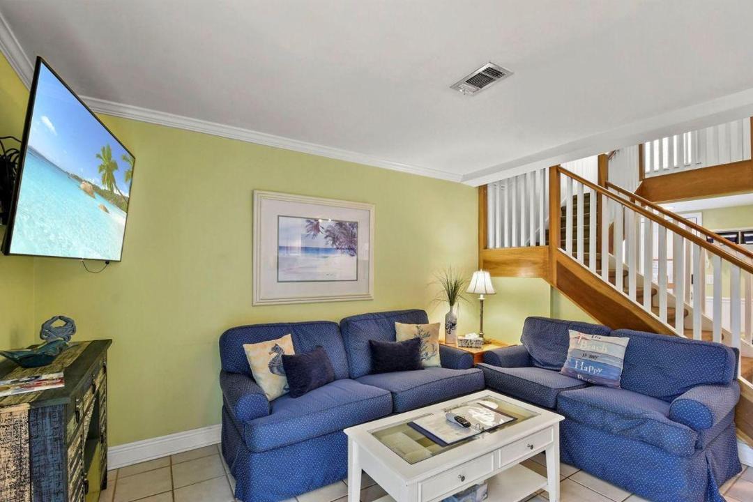 Photo of Livingroom in Jekyll Island
