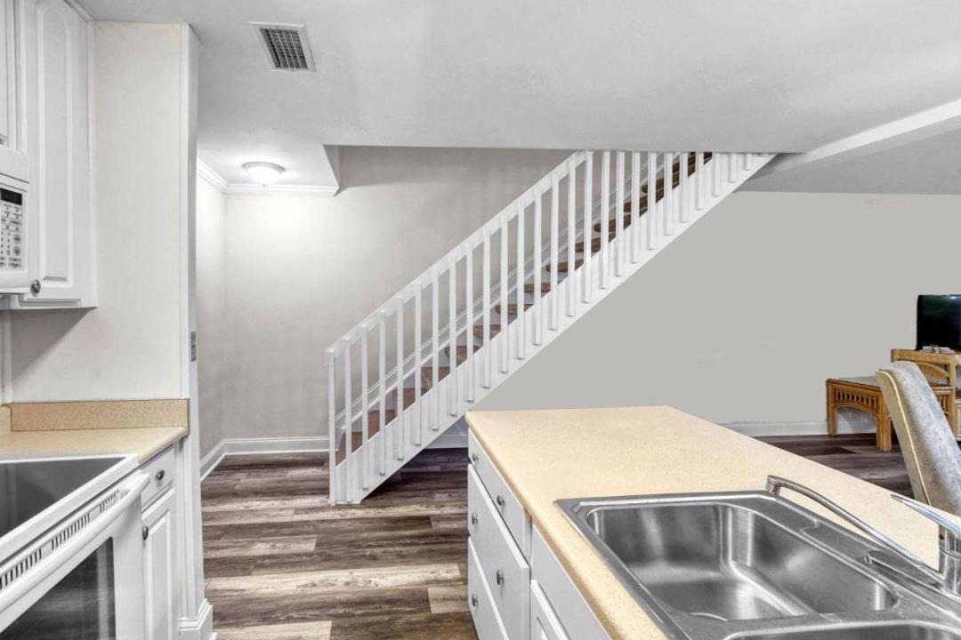 Photo of Kitchen in Jekyll Island