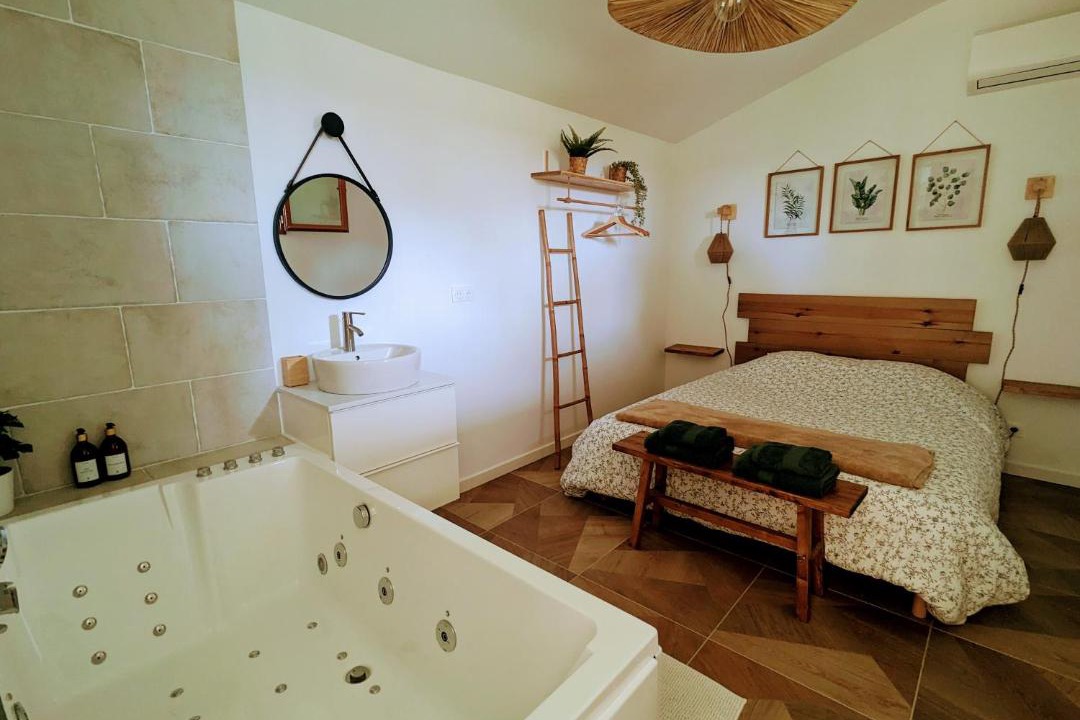 Photo of Others in Maurens