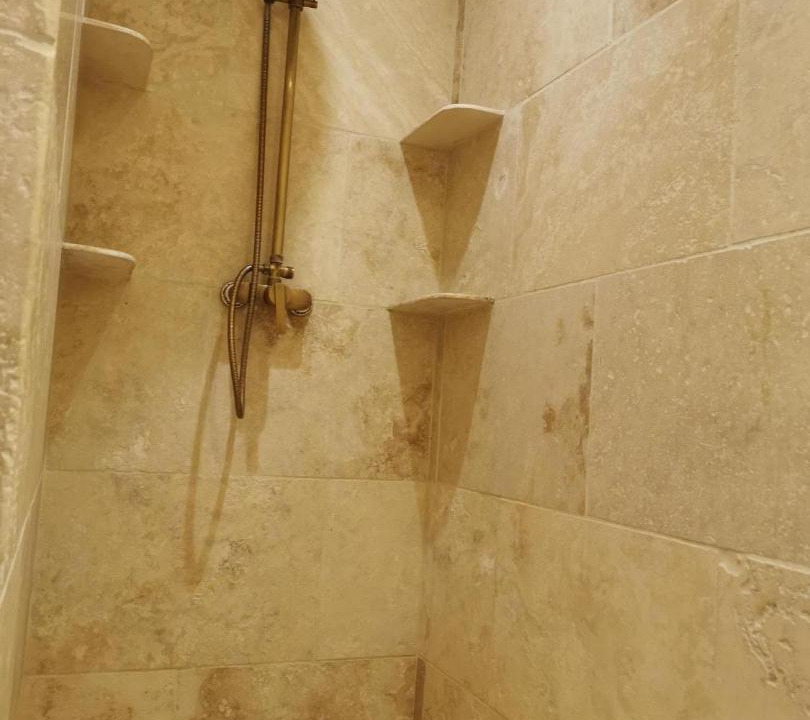 Photo of Bathroom in Anneyron