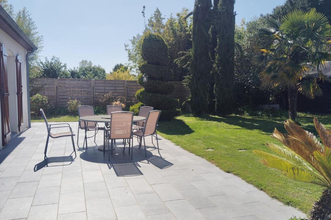 Photo of Others in Ambillou