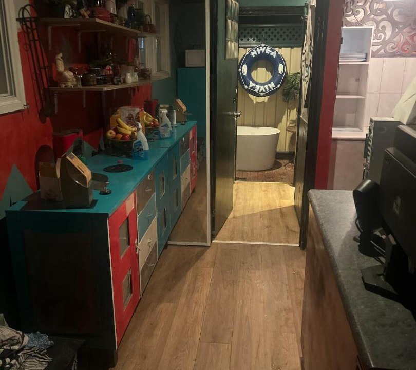 Photo of Others in Sunbury