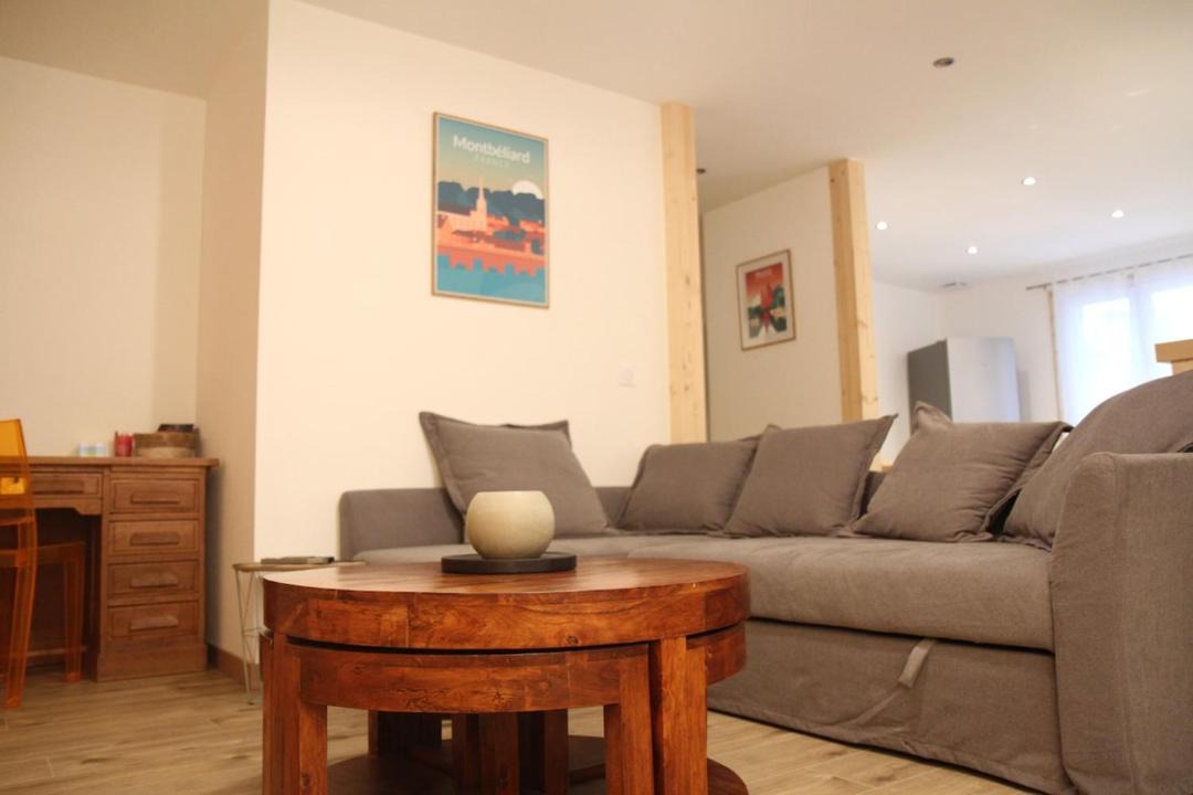 Photo of Livingroom in Ep 21 - Saint-Paul