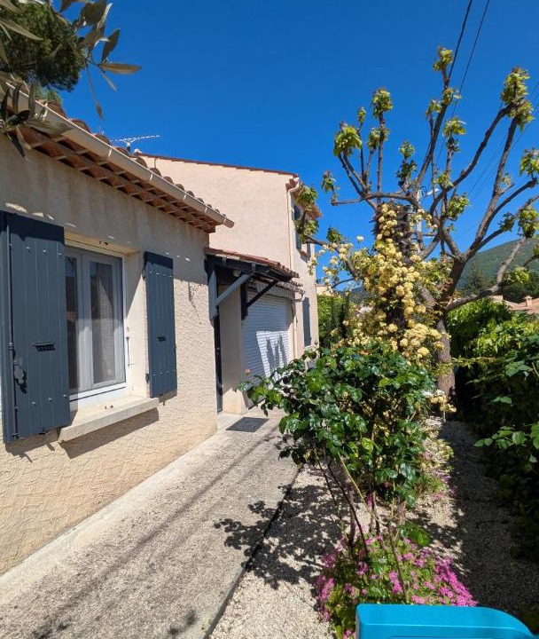 Photo of Others in Nyons