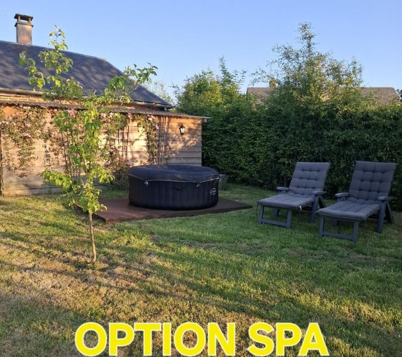 Photo of Others in Beaumesnil