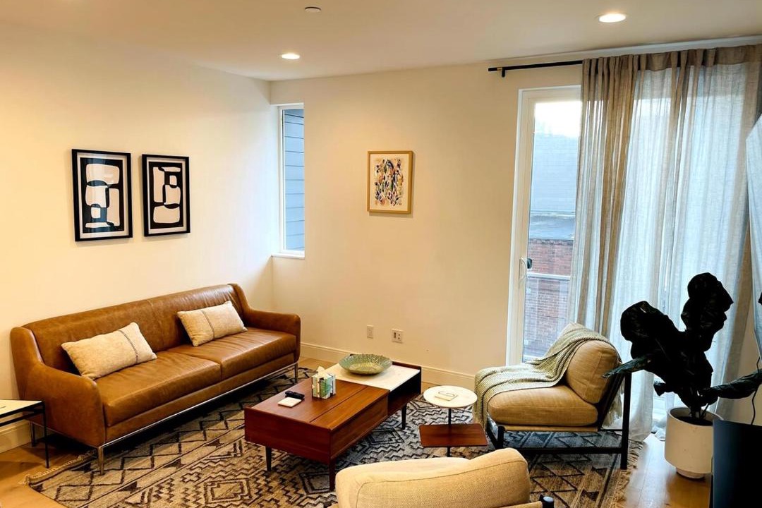 Photo of Livingroom in Wallingford