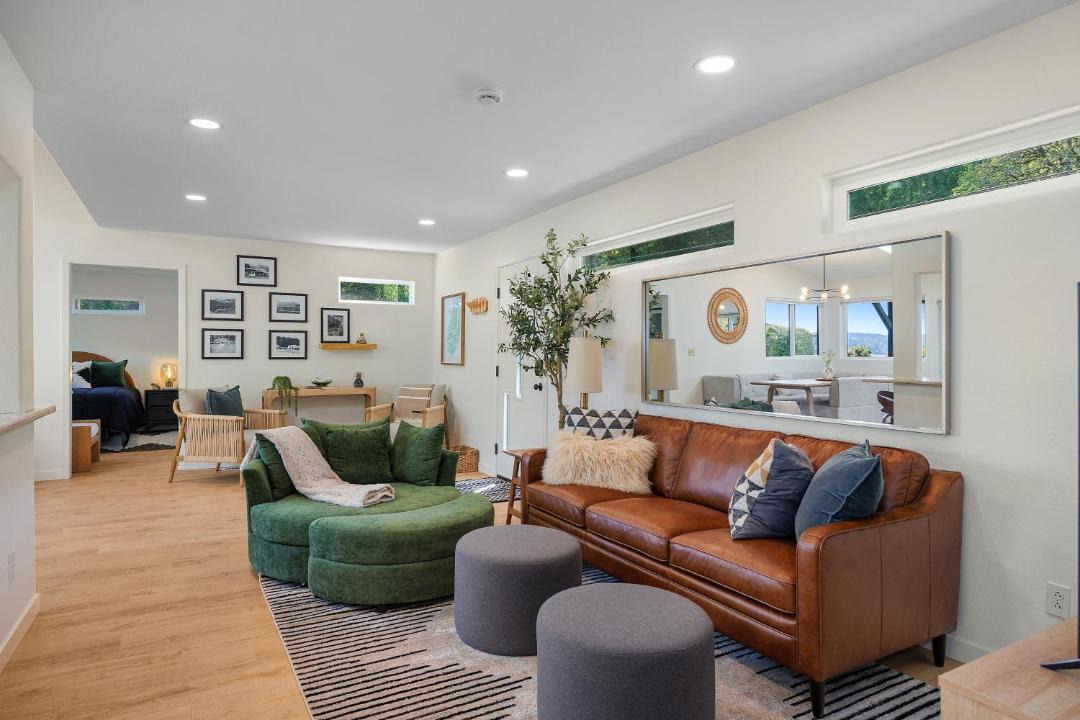 Photo of Livingroom in Matlock