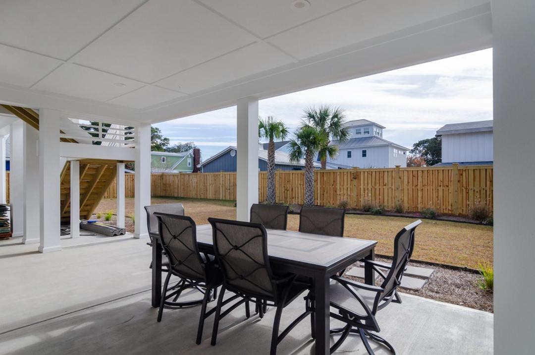 Photo of Patio Balcony in North Carolina Coast