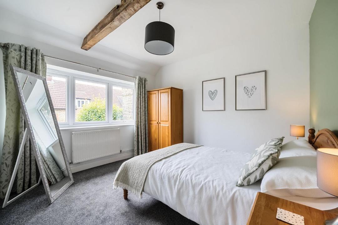 Photo of Bedroom in East Chelborough