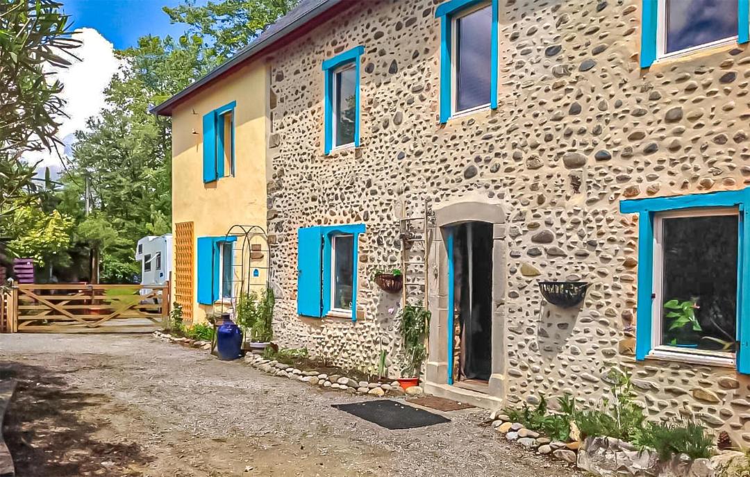 Photo of Others in Charritte-de-Bas