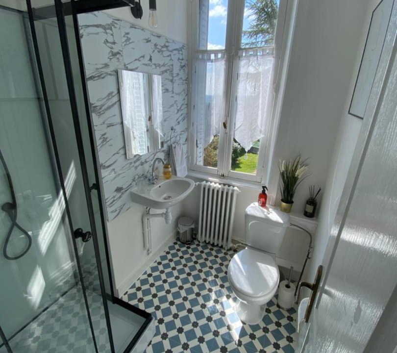 Photo of Bathroom in Montgibaud