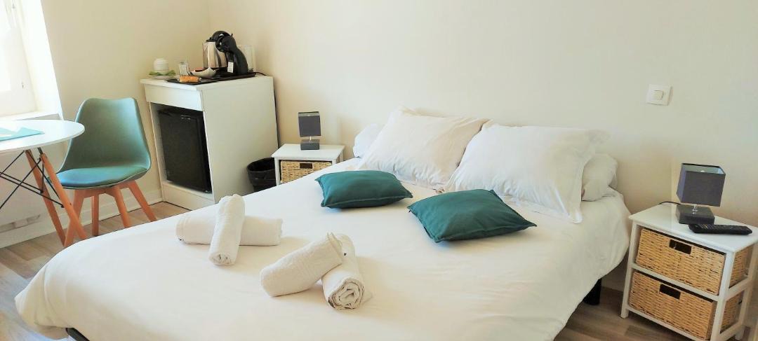 Photo of Bedroom in Laroche-Saint-Cydroine