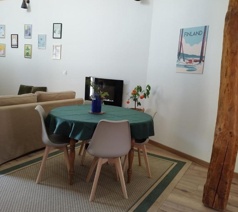Photo of Livingroom in Saint-Jean-de-Chevelu