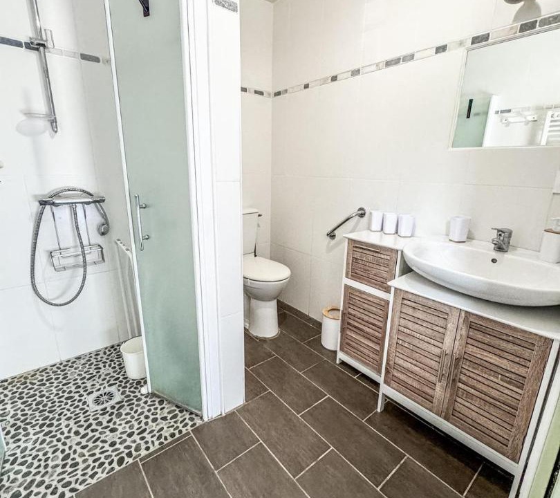 Photo of Bathroom in Arthez-d'Asson