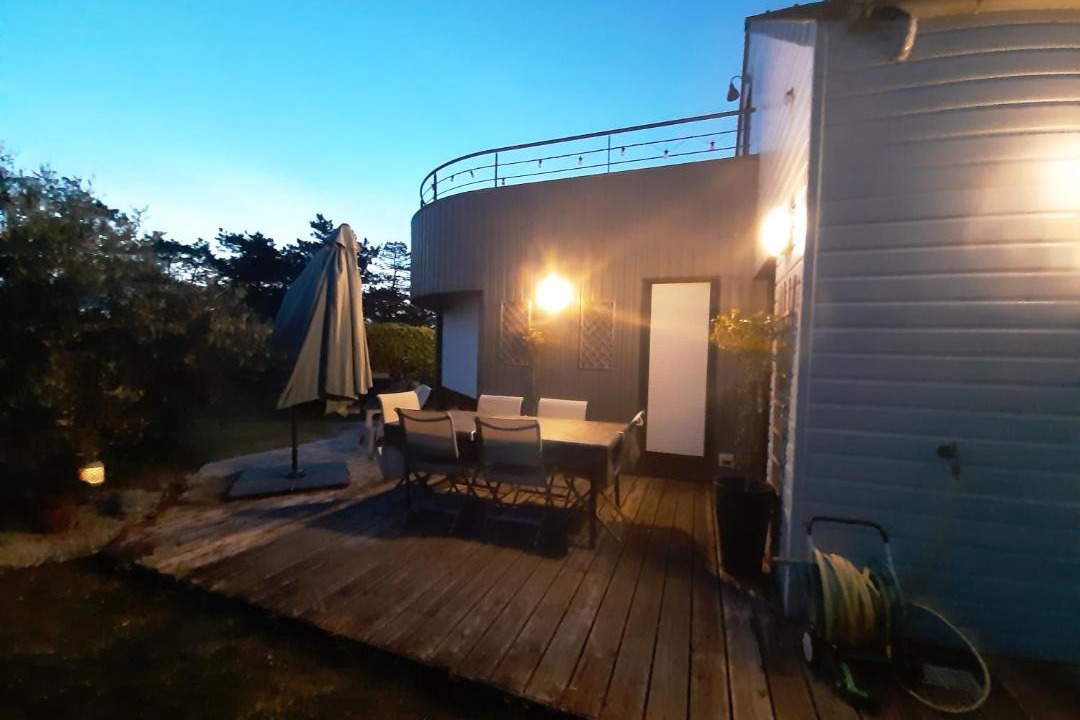 Photo of Others in Primelin