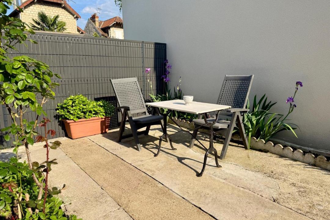 Photo of Patio Balcony in Conflans-Sainte-Honorine