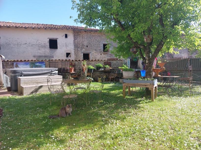 Photo of Others in Cresse