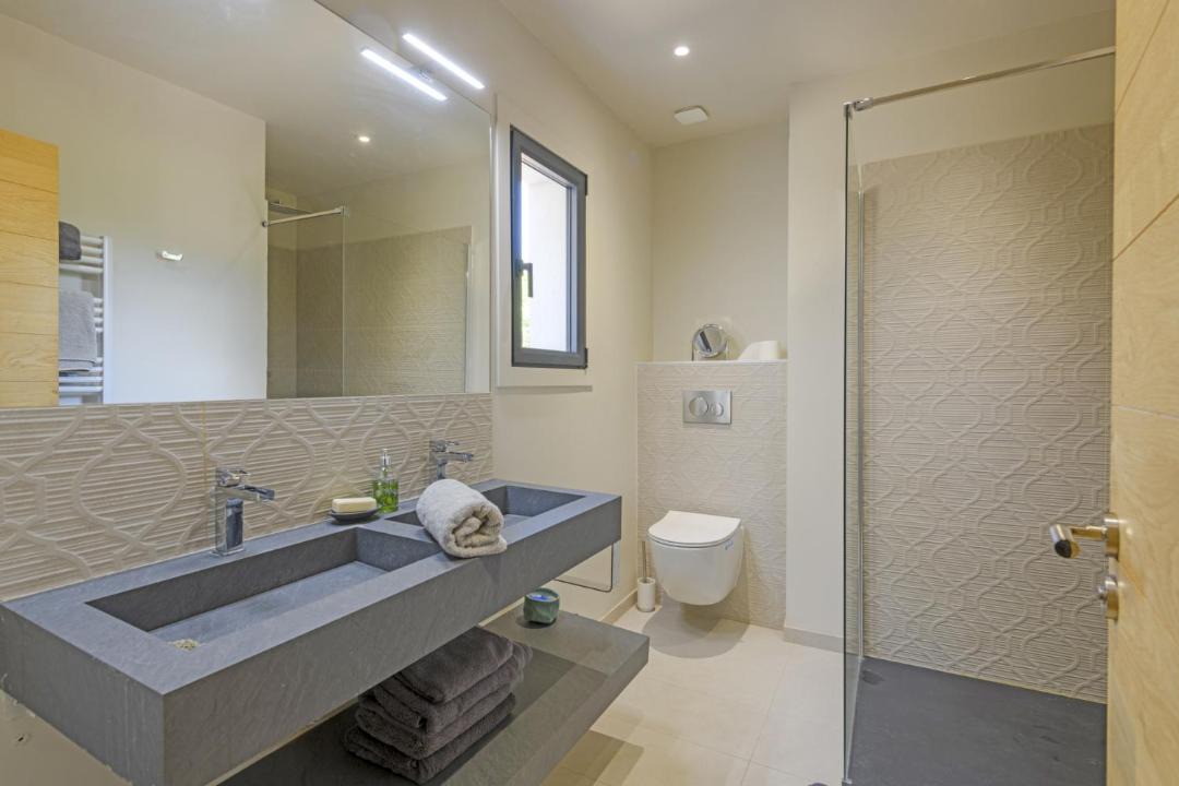 Photo of Bathroom in Paradou