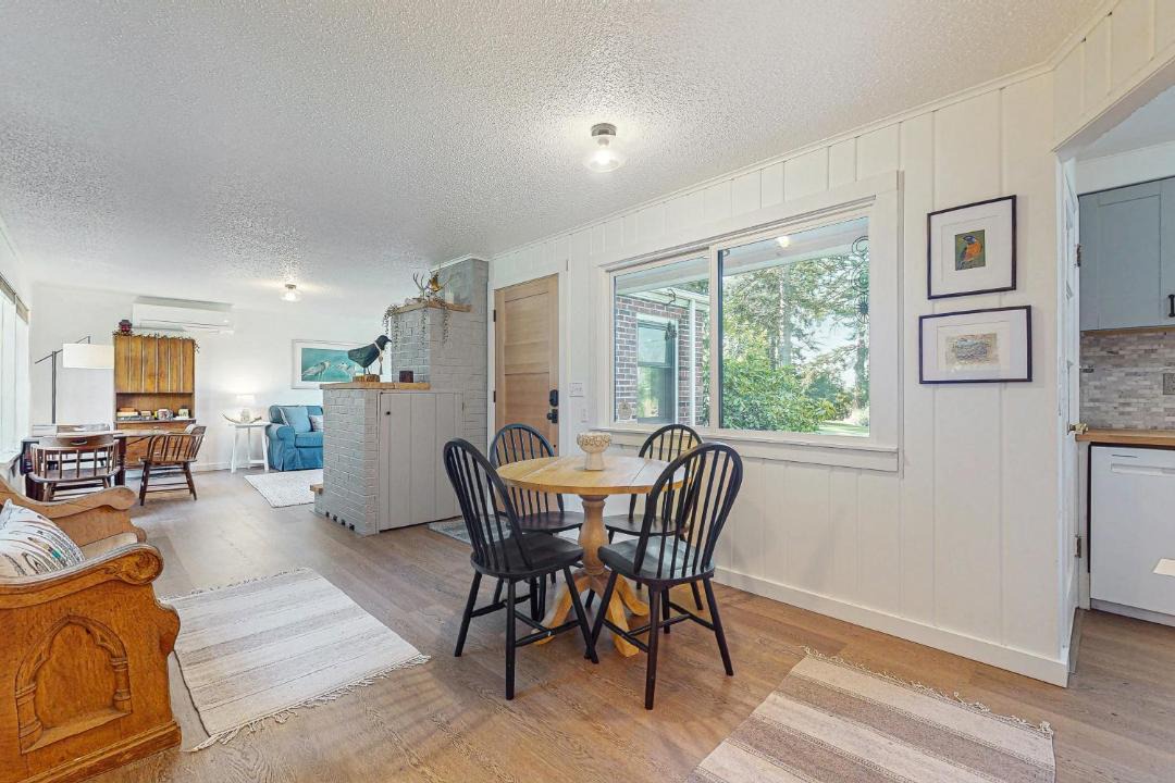 Photo of Others in Freeland