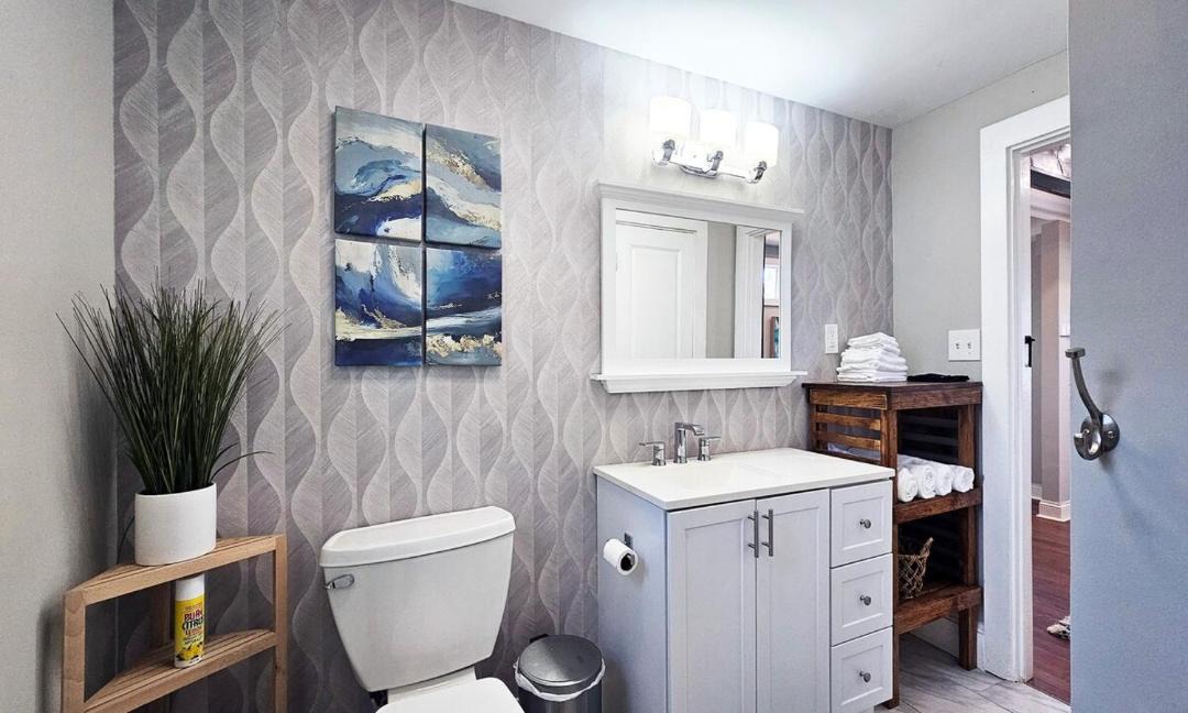 Photo of Bathroom in Forest Park