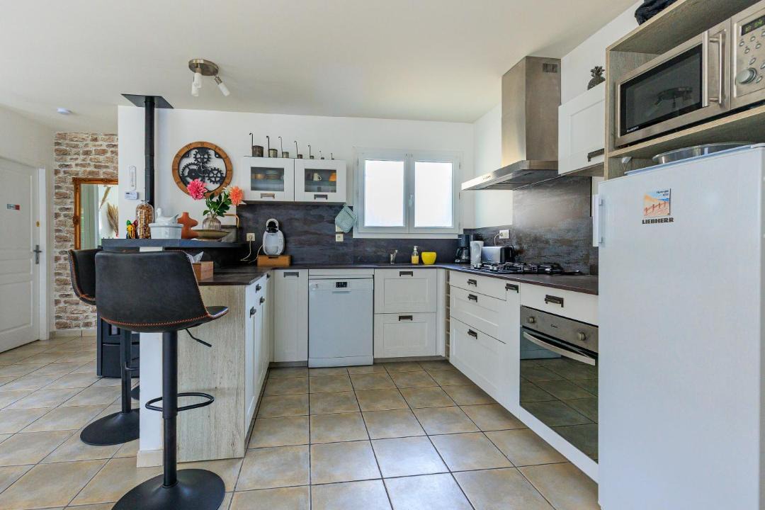 Photo of Kitchen in Messanges