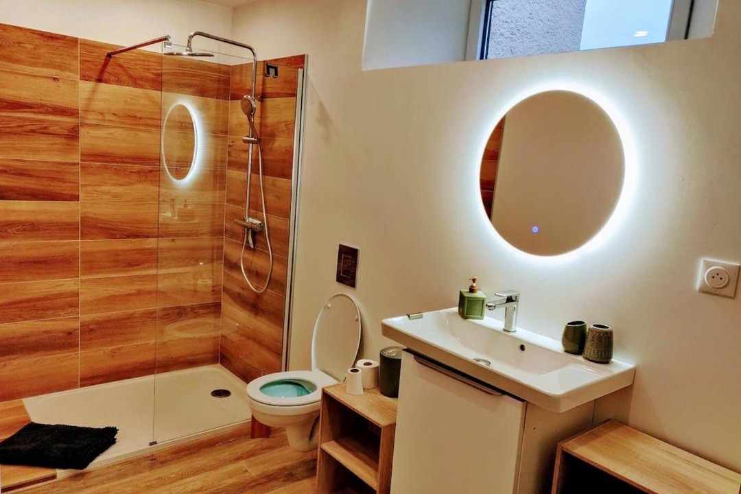 Photo of Bathroom in Saints-Geosmes