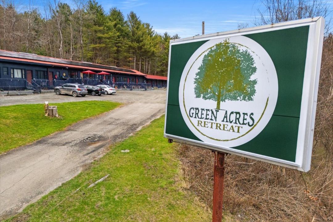 Photo of Others in Hancock