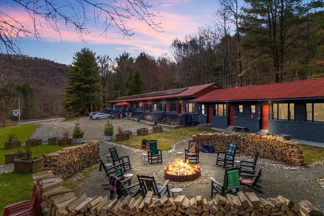 Photo of Others in Hancock