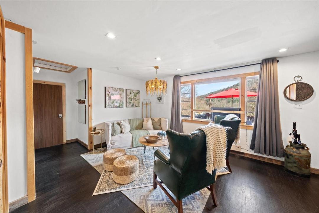 Photo of Others in Hancock