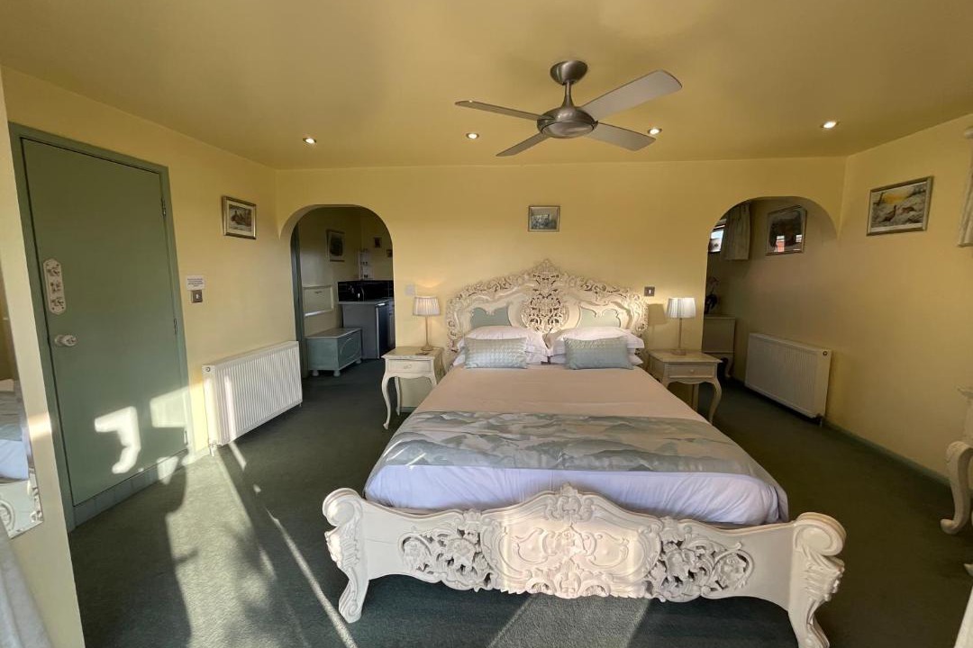 Photo of Bedroom in Elmstead Market